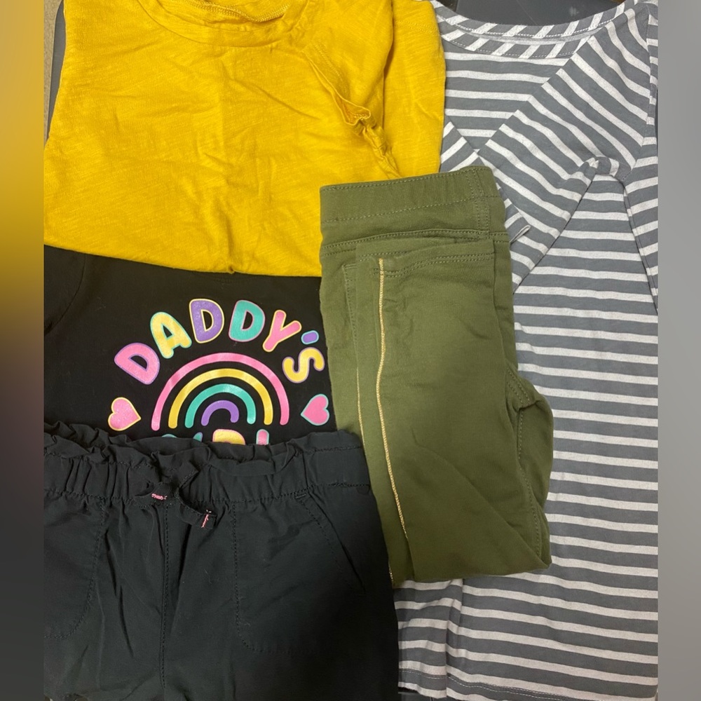 1 short, 1 pants, 2 shirts 1 dress for a low price.